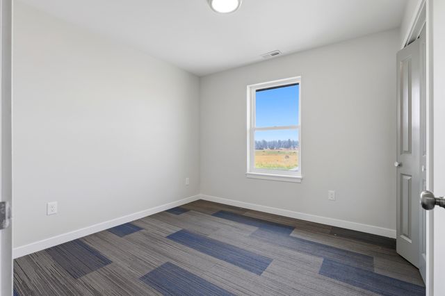32223 N Division Rd, Deer Park, WA 99006
