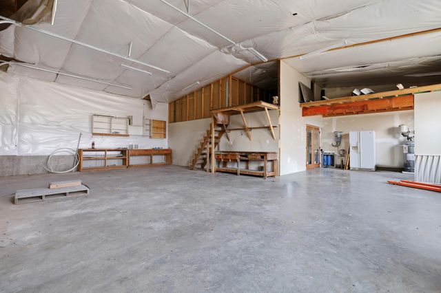 32223 N Division Rd, Deer Park, WA 99006