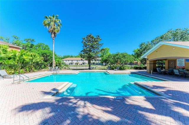 10825 GREAT CARLISLE COURT, Riverview, FL 33578