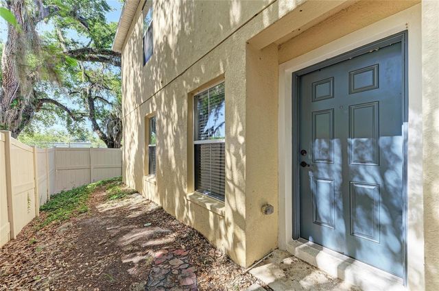 10825 GREAT CARLISLE COURT, Riverview, FL 33578