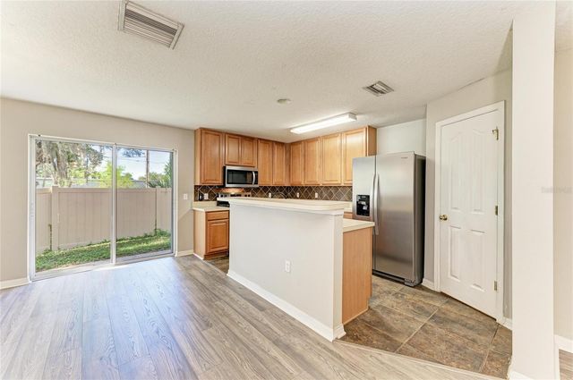 10825 GREAT CARLISLE COURT, Riverview, FL 33578