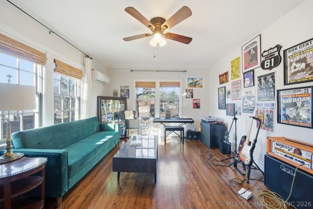 1624 S Victor Avenue, Tulsa, OK 74104