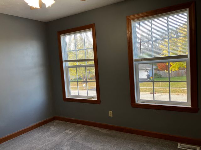 4503 WOODCLIFF Lane, Roscoe, IL 61073