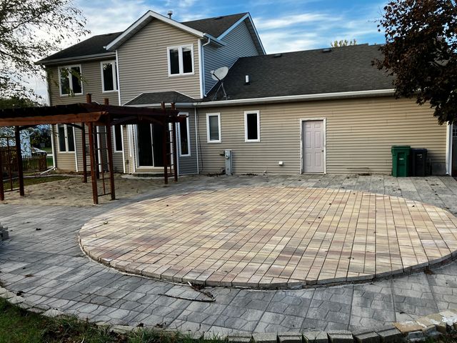 4503 WOODCLIFF Lane, Roscoe, IL 61073