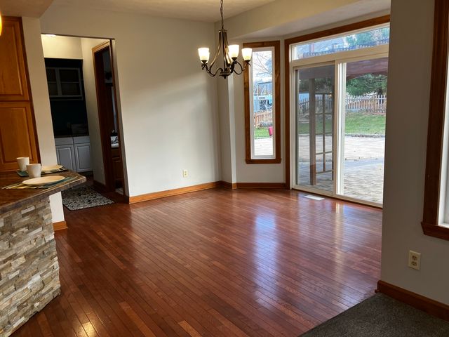 4503 WOODCLIFF Lane, Roscoe, IL 61073