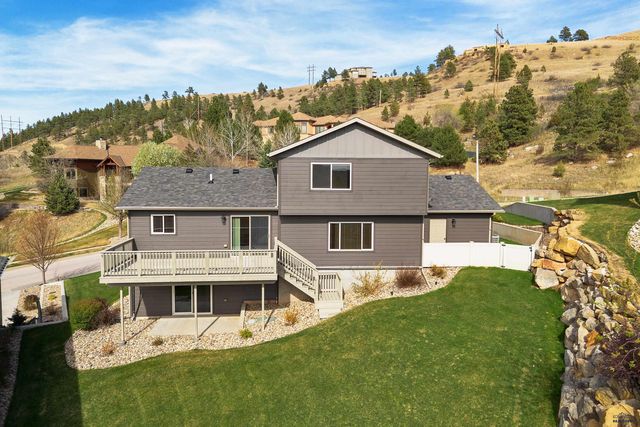 2049 HARNEY DR, Rapid City, SD 57702