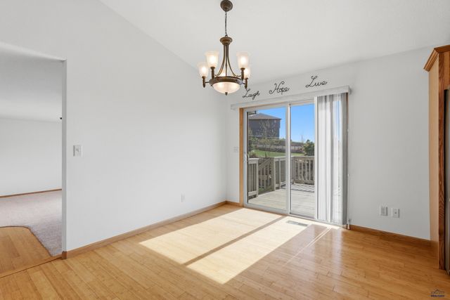 2049 HARNEY DR, Rapid City, SD 57702