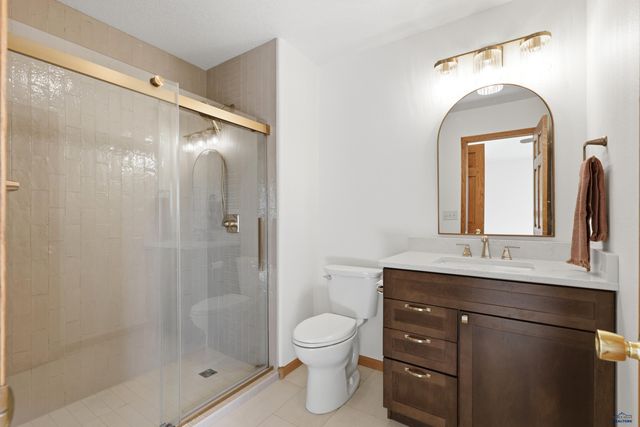 2049 HARNEY DR, Rapid City, SD 57702