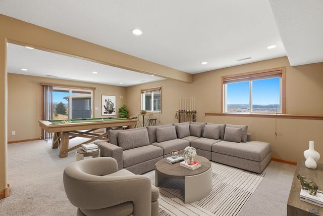 2049 HARNEY DR, Rapid City, SD 57702