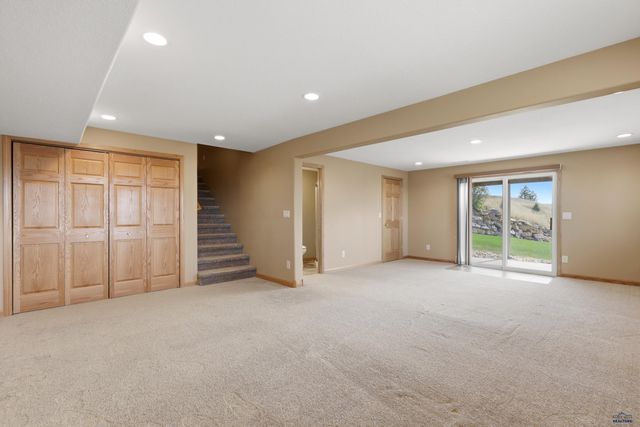 2049 HARNEY DR, Rapid City, SD 57702