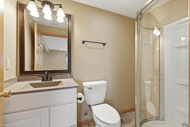 2049 HARNEY DR, Rapid City, SD 57702