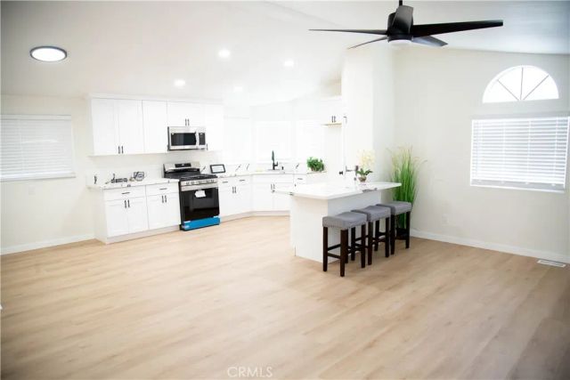 201 E Arrow 73, Glendora, CA 91740