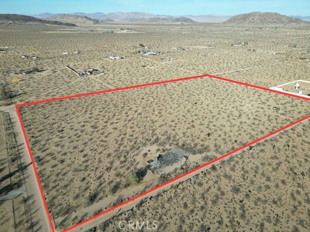 57186 Karol Road, Landers, CA 92285
