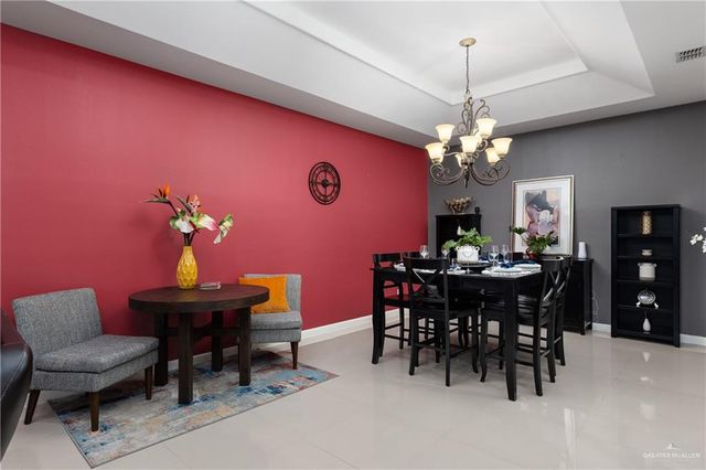 125 E Yucca Avenue, Mcallen, TX 78504