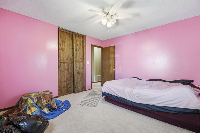 4513 Navajo Dr NE, Cedar Rapids, IA 52402