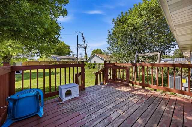 4513 Navajo Dr NE, Cedar Rapids, IA 52402