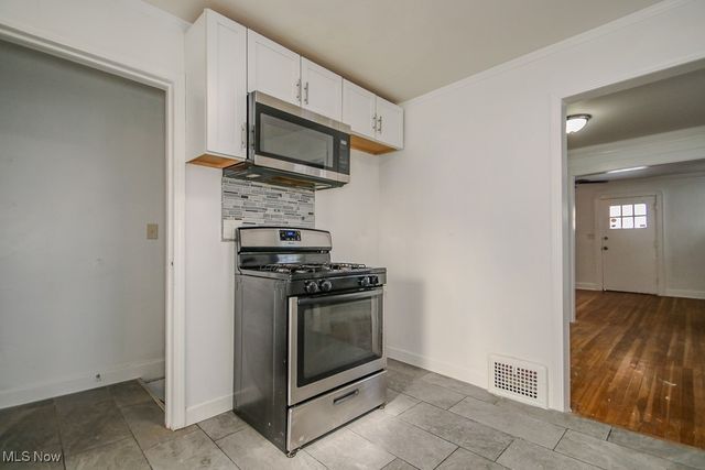 19330 Naumann Avenue, Euclid, OH 44119