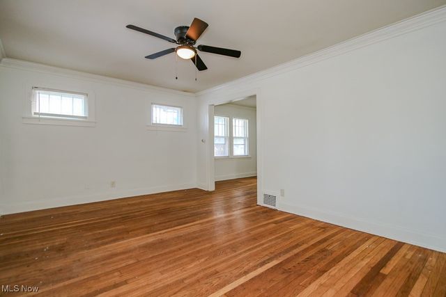 19330 Naumann Avenue, Euclid, OH 44119