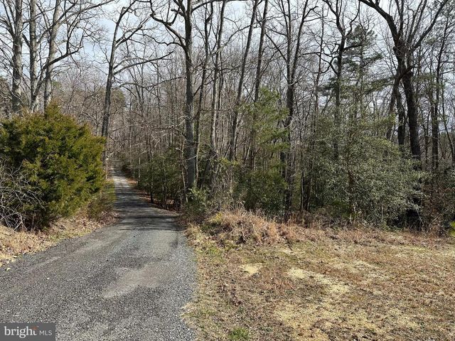 12830 H G TRUEMAN RD, Solomons, MD 20688
