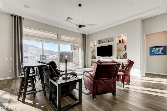 51 Thorn Creek Street, Henderson, NV 89011