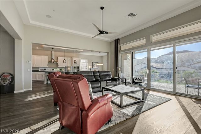 51 Thorn Creek Street, Henderson, NV 89011