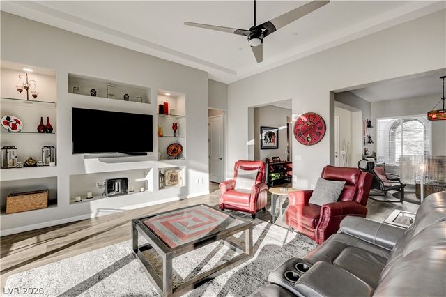 51 Thorn Creek Street, Henderson, NV 89011