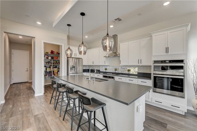 51 Thorn Creek Street, Henderson, NV 89011