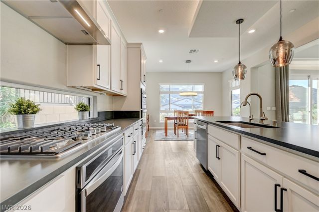 51 Thorn Creek Street, Henderson, NV 89011