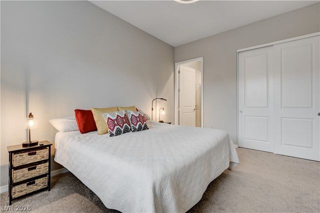 51 Thorn Creek Street, Henderson, NV 89011