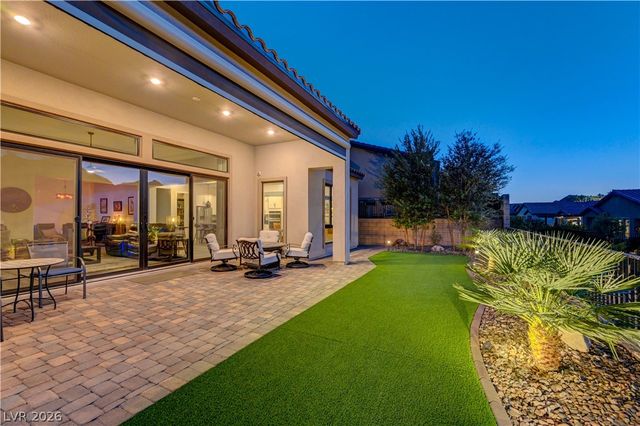 51 Thorn Creek Street, Henderson, NV 89011