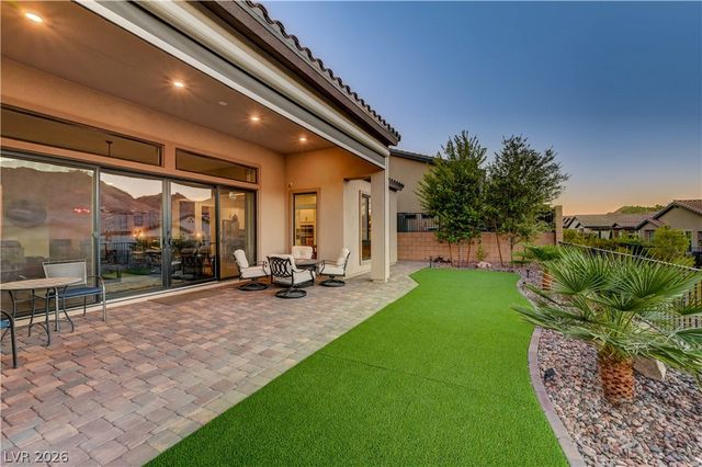 51 Thorn Creek Street, Henderson, NV 89011