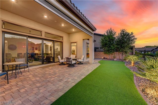 51 Thorn Creek Street, Henderson, NV 89011