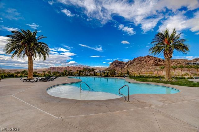 51 Thorn Creek Street, Henderson, NV 89011