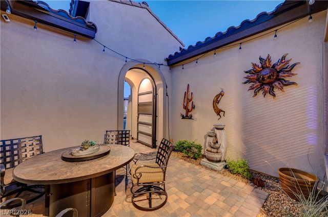 51 Thorn Creek Street, Henderson, NV 89011