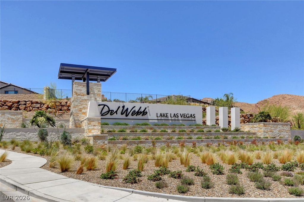 51 Thorn Creek Street, Henderson, NV 89011