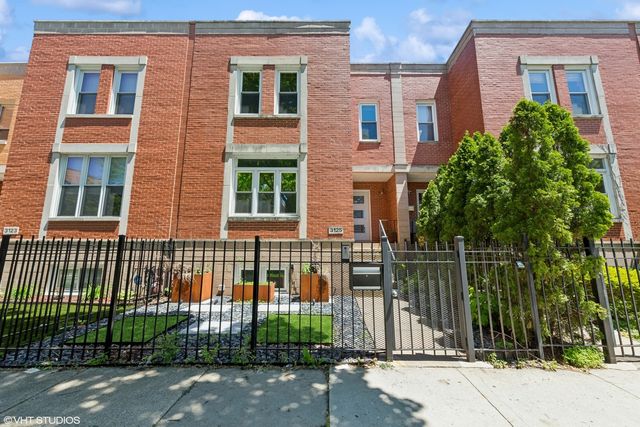 3125 S Giles Avenue, Chicago, IL 60616