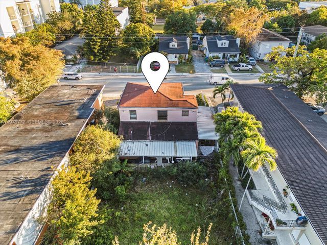 937 SW 7th St, Miami, FL 33130