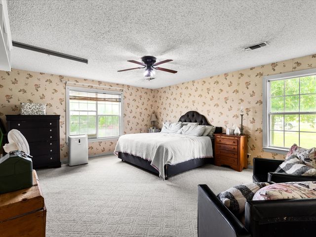 1100 Heritage Creek Drive, Rhome, TX 76078