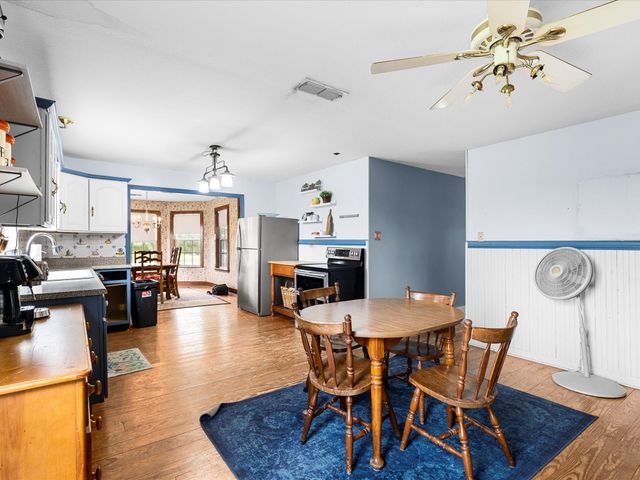 1100 Heritage Creek Drive, Rhome, TX 76078