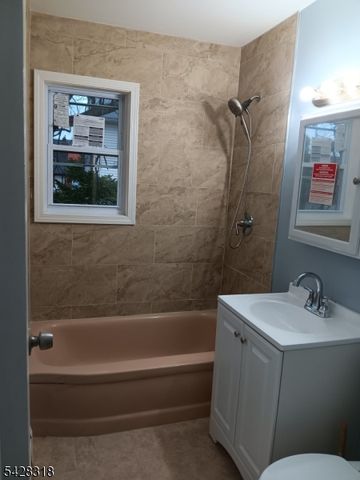 916 Stuyvesant Ave W2 W2, Irvington Twp., NJ 07111