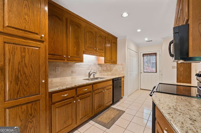 981 Clubland Way, Marietta, GA 30068