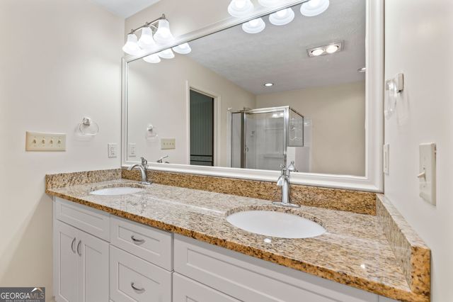 981 Clubland Way, Marietta, GA 30068