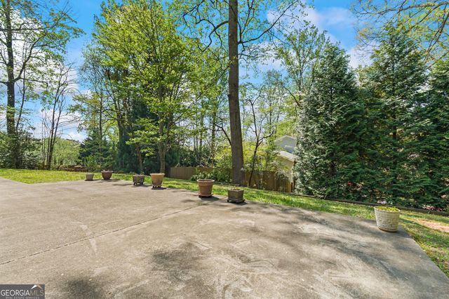 981 Clubland Way, Marietta, GA 30068