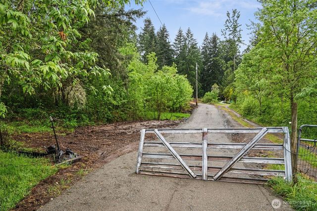922 322nd Street Ct S, Roy, WA 98580