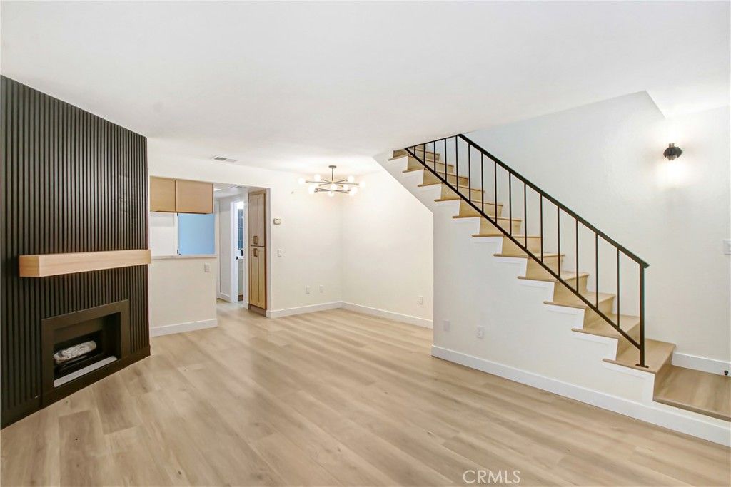 533 W 9th, Upland, CA 91786