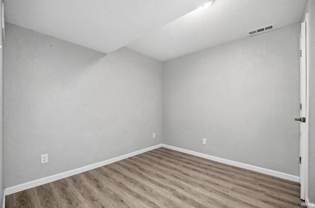 3300 Maple Lane, Newburgh, IN 47630