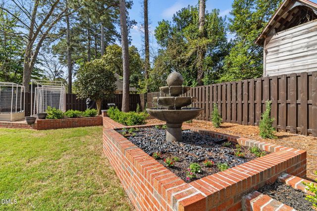 112 Stedman Street, Fayetteville, NC 28305