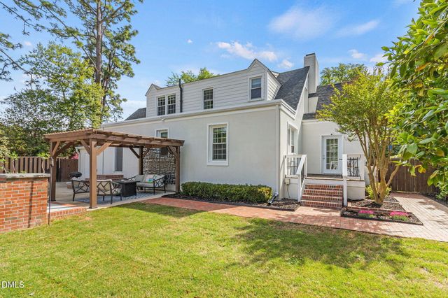 112 Stedman Street, Fayetteville, NC 28305