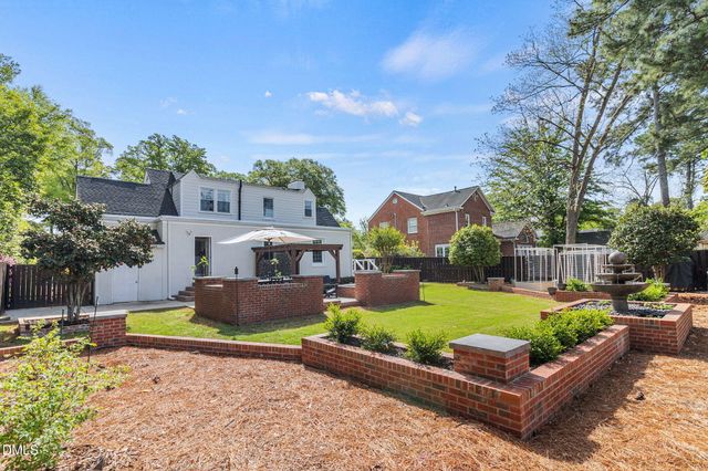 112 Stedman Street, Fayetteville, NC 28305