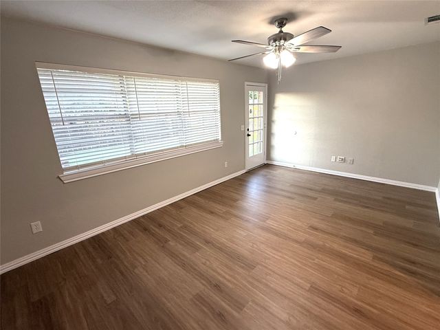 1543 CHISOLM Trail, Lewisville, TX 75077